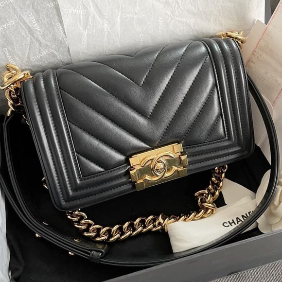 pic Chanel Boy Bag Small Black And Gold chanel boy chevron small black gold hardware